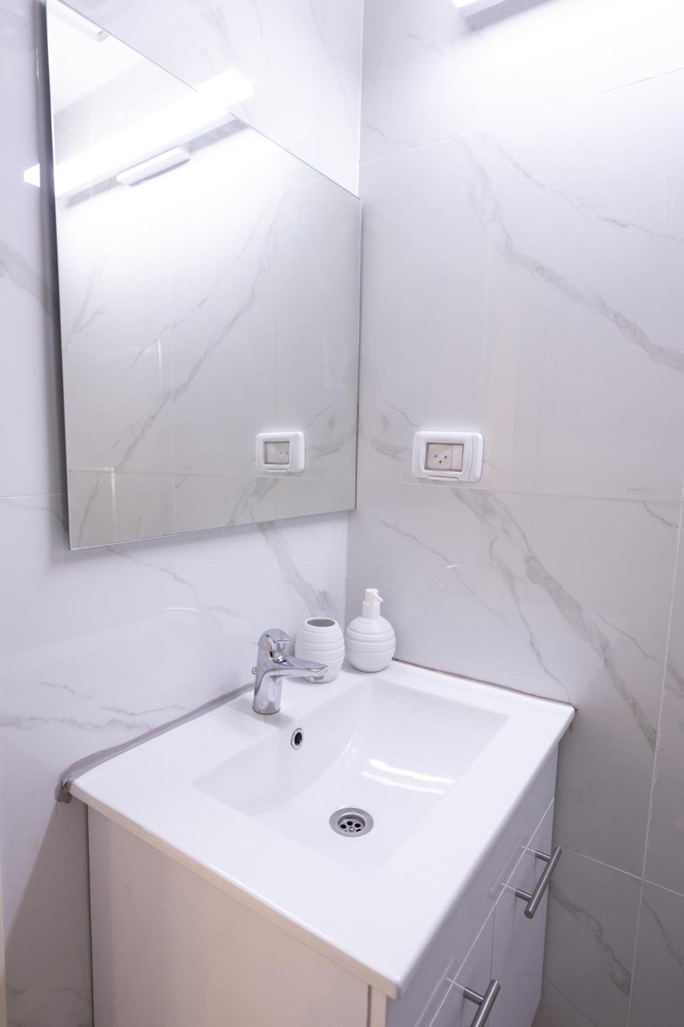 Kook Isrentals - Aparthotels In City Center Jerusalem Ngoại thất bức ảnh